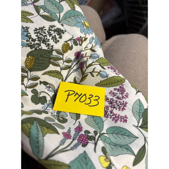 1/2 yard Brother Sister Design Studio Floral Cotton Fabric 42" wide - Picture 7 of 7